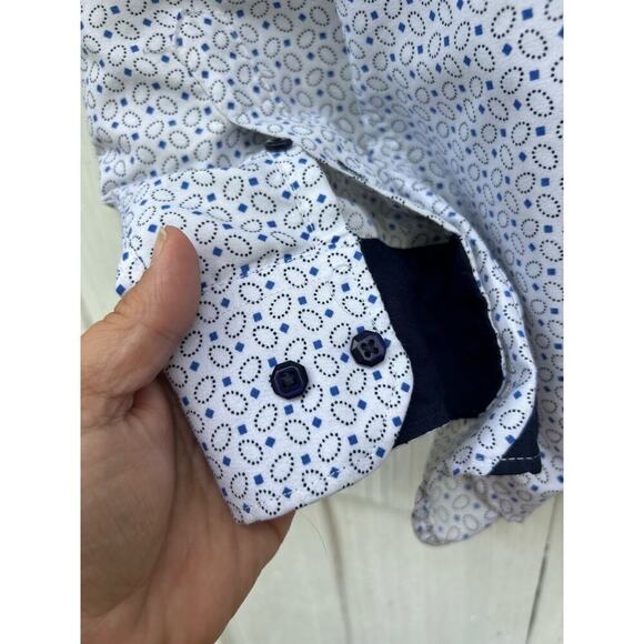 Silverstone Geometric Print Modern Fit Button Up S - Picture 5 of 7